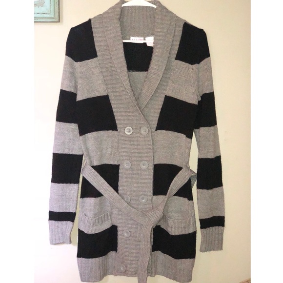Black and grey striped sweater. - Picture 1 of 3